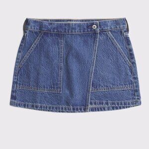 NWOT Abercrombie & Fitch Mid Rise Denim Wrap Mini Skirt 27 4 Medium Blue Denim